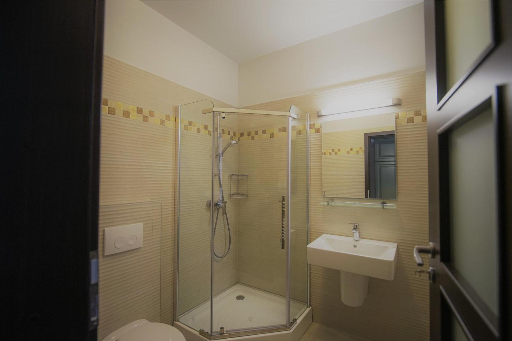 La Curtea Domneasca Hotel Piatra Neamţ Værelse billede