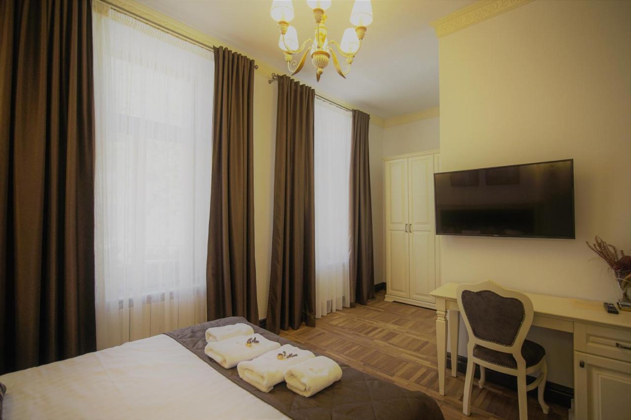 La Curtea Domneasca Hotel Piatra Neamţ Eksteriør billede